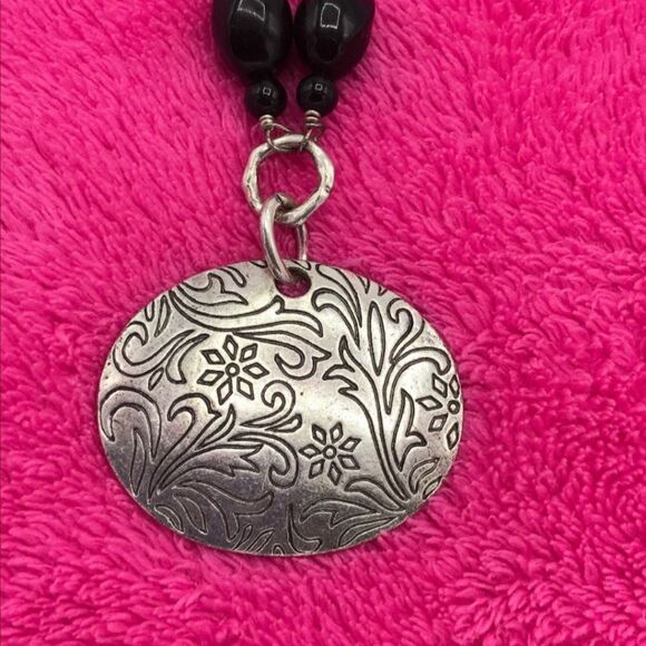 LIA SOPHIA Silver Tone Chain Large Carved Beads 15"-18" - Picture 6 of 12